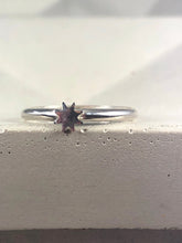 Load image into Gallery viewer, silver star ring
