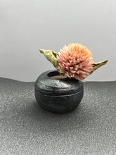 Load image into Gallery viewer, metallic mini vase

