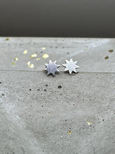 Load image into Gallery viewer, Tiny star earrings
