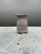 Load image into Gallery viewer, lavender flower mouth mini vase
