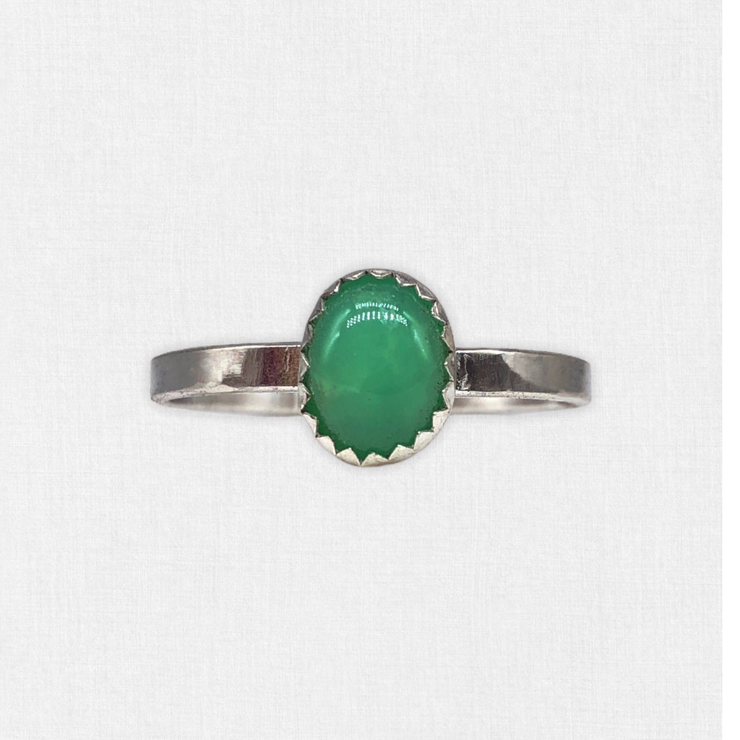 oval green chalcedony ring