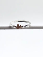 Load image into Gallery viewer, tiny flying bird ring
