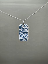 Load image into Gallery viewer, swirly pendant
