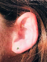 Load image into Gallery viewer, green diamond stud earrings - 2mm

