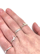 Load image into Gallery viewer, tiny giraffe ring
