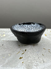Load image into Gallery viewer, tiny crackle bowl
