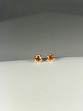 Load image into Gallery viewer, orange sapphire stud earrings - 2mm

