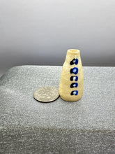 Load image into Gallery viewer, mini vase
