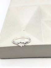 Load image into Gallery viewer, tiny tropical fish ring
