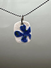 Load image into Gallery viewer, blue flower pendant
