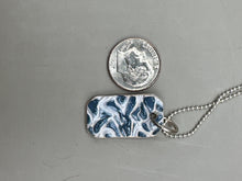 Load image into Gallery viewer, swirly pendant
