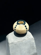 Load image into Gallery viewer, teeny vase
