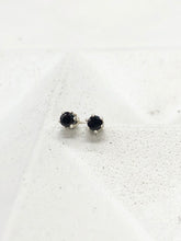 Load image into Gallery viewer, black spinel stud earrings - 3mm
