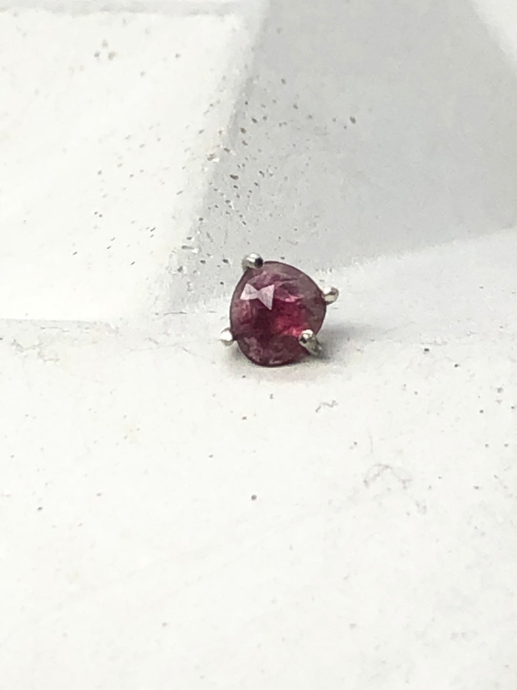 spinel stud