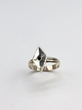 Load image into Gallery viewer, black spinel and silver ring
