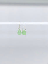 Load image into Gallery viewer, mint green glass earrings
