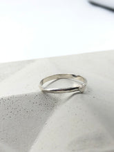 Load image into Gallery viewer, tiny silver heart ring
