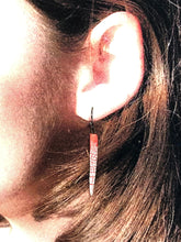 Load image into Gallery viewer, scarlet and white crackle spike earrings
